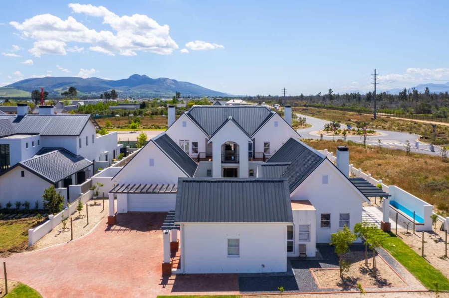 5 Bedroom Property for Sale in Val De Vie Estate Western Cape